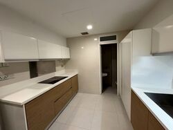 Marina Bay Residences (D1), Condominium #558279881